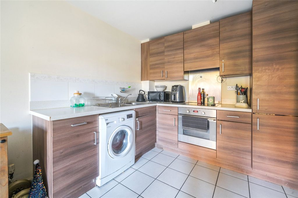 Property photo 3 of 9 Picture No. 05