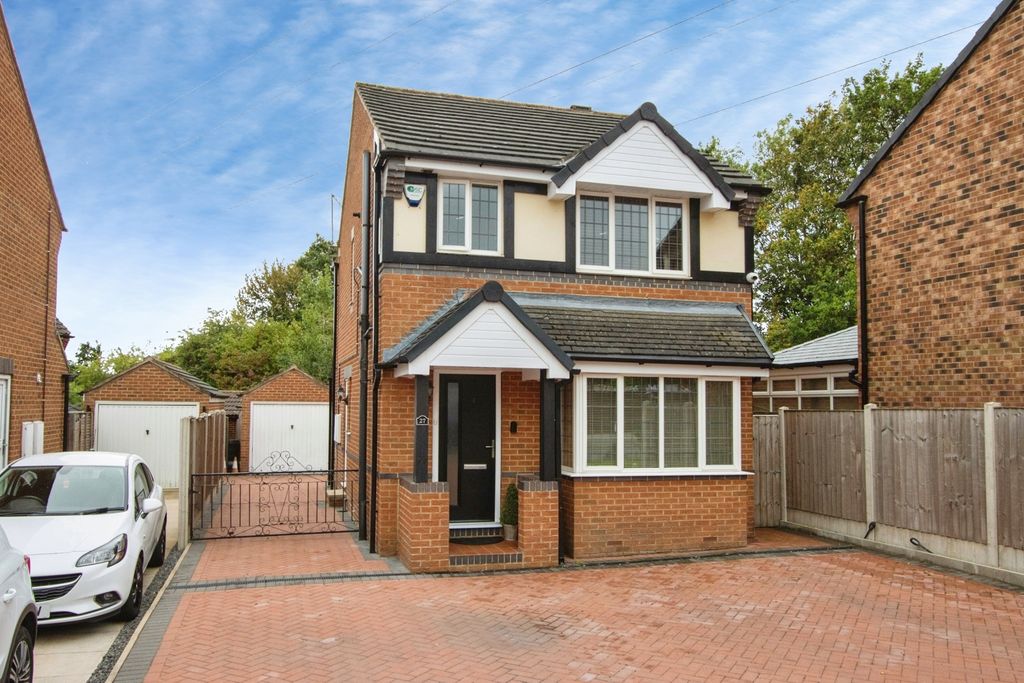 Property photo 1 of 17 Pbox-Img.Jpg