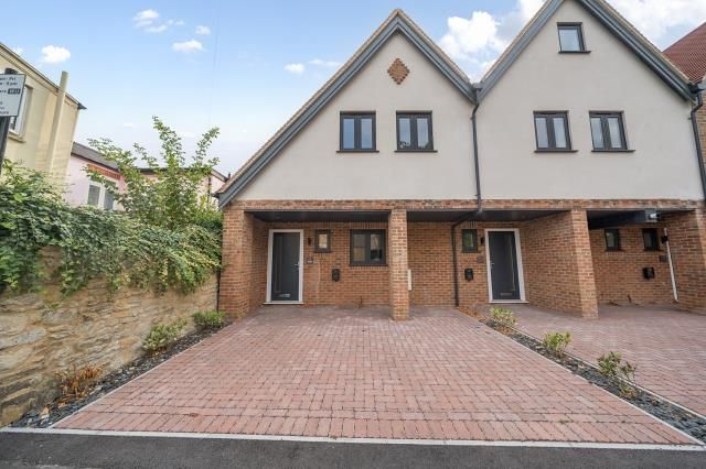 Property photo 1 of 16 External Front