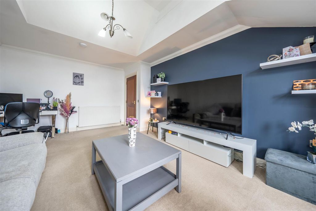 Additional image 4 of 2 bed flat for saleCroft Park, Perth PH2