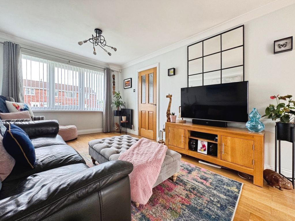 Property photo 3 of 26 5072104