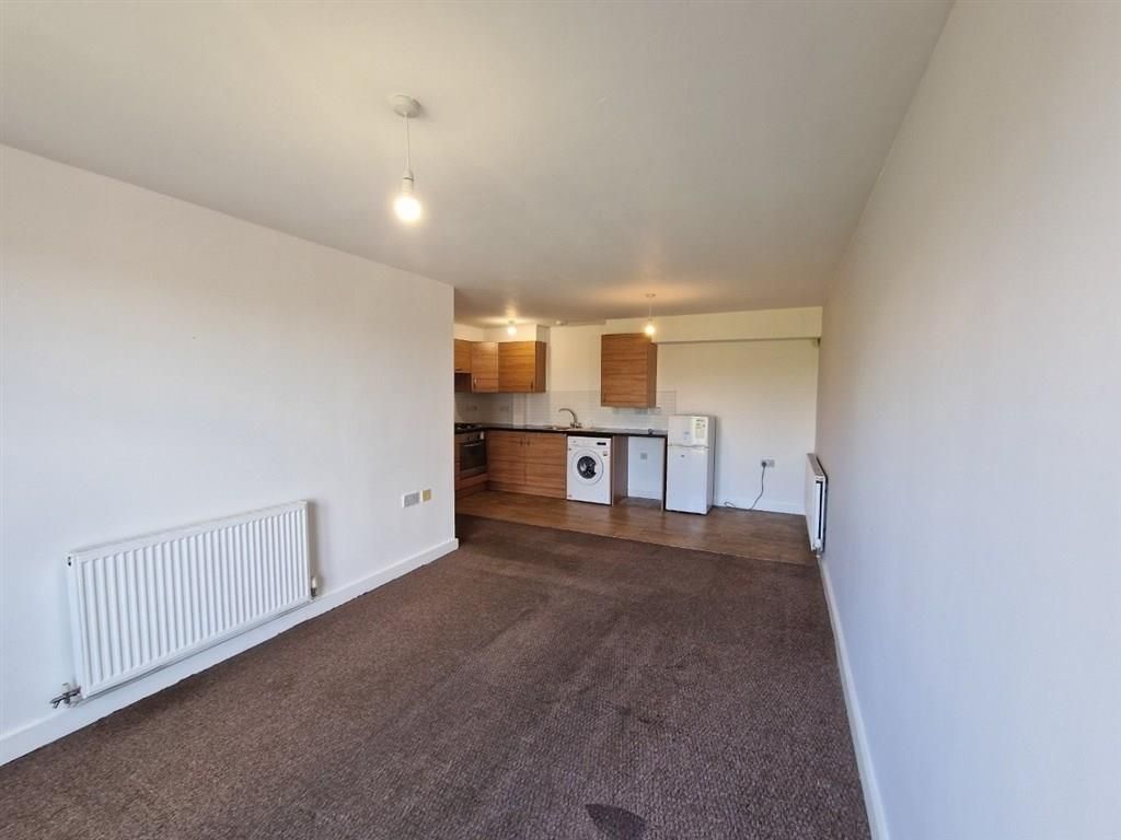 Property photo 3 of 8 Delamere Place H.Jpg