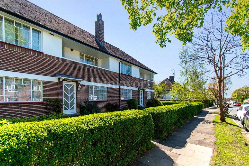 Property photo 1 of 8 Picture No. 12