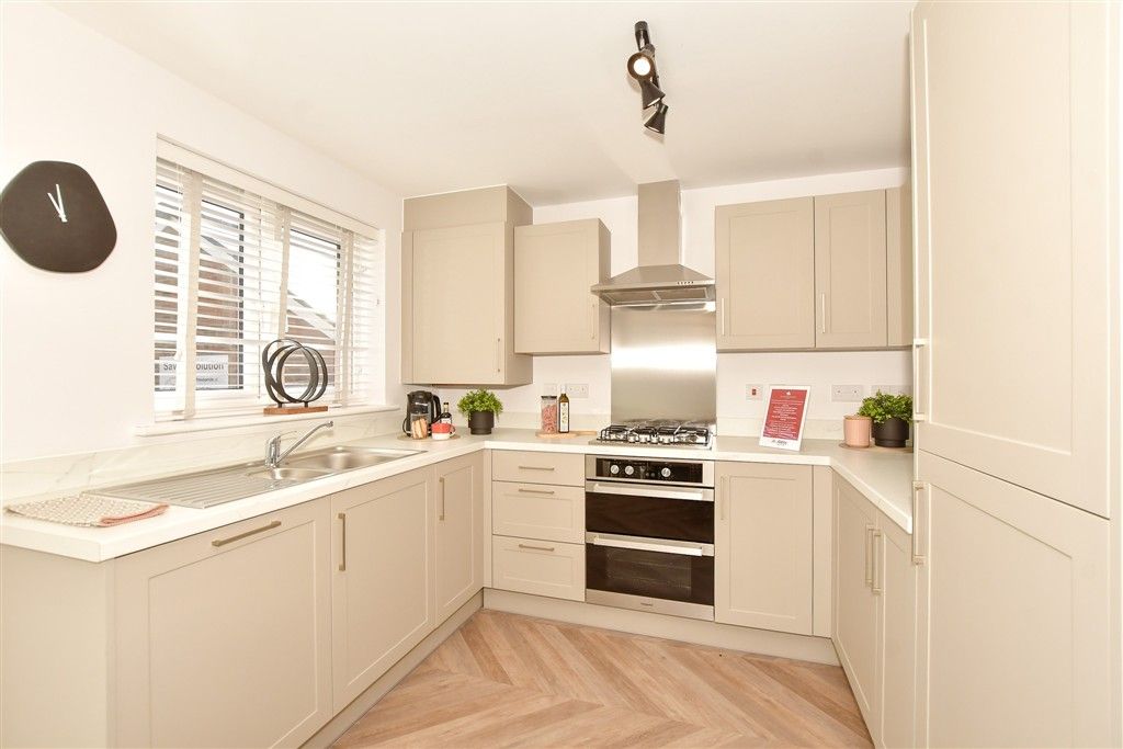 Property photo 1 of 13 Kitchen