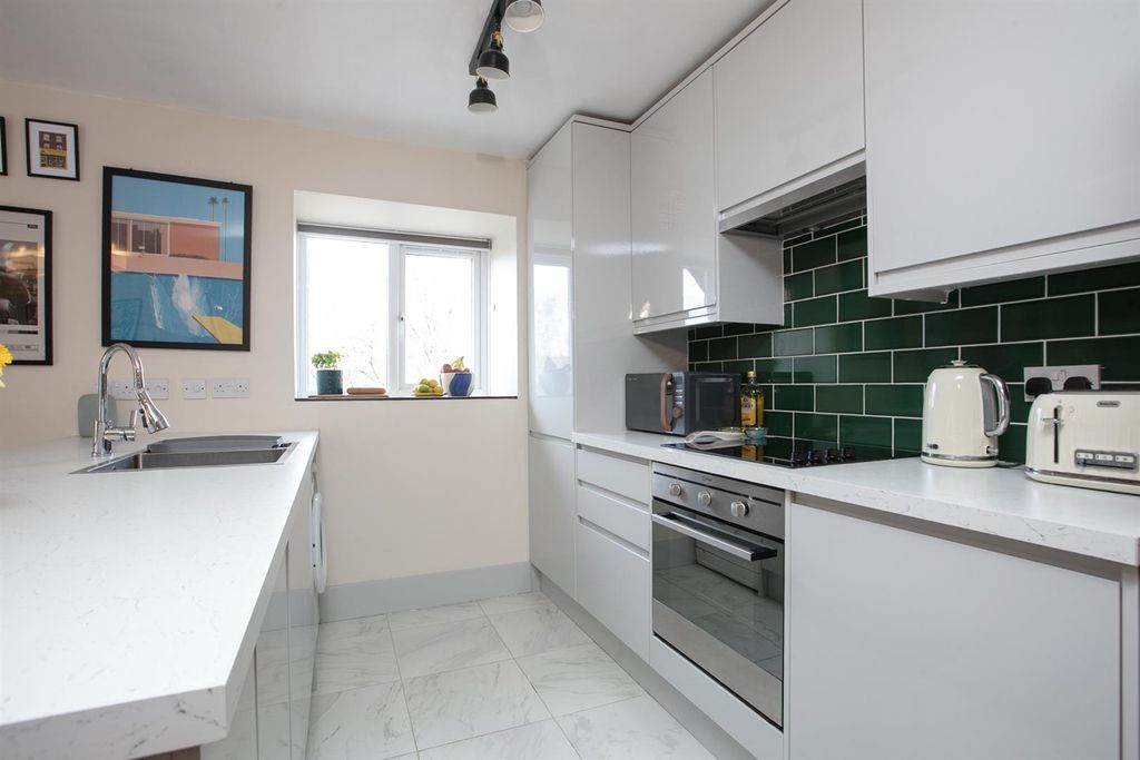 Property photo 3 of 15 3Y6A5144.Jpg