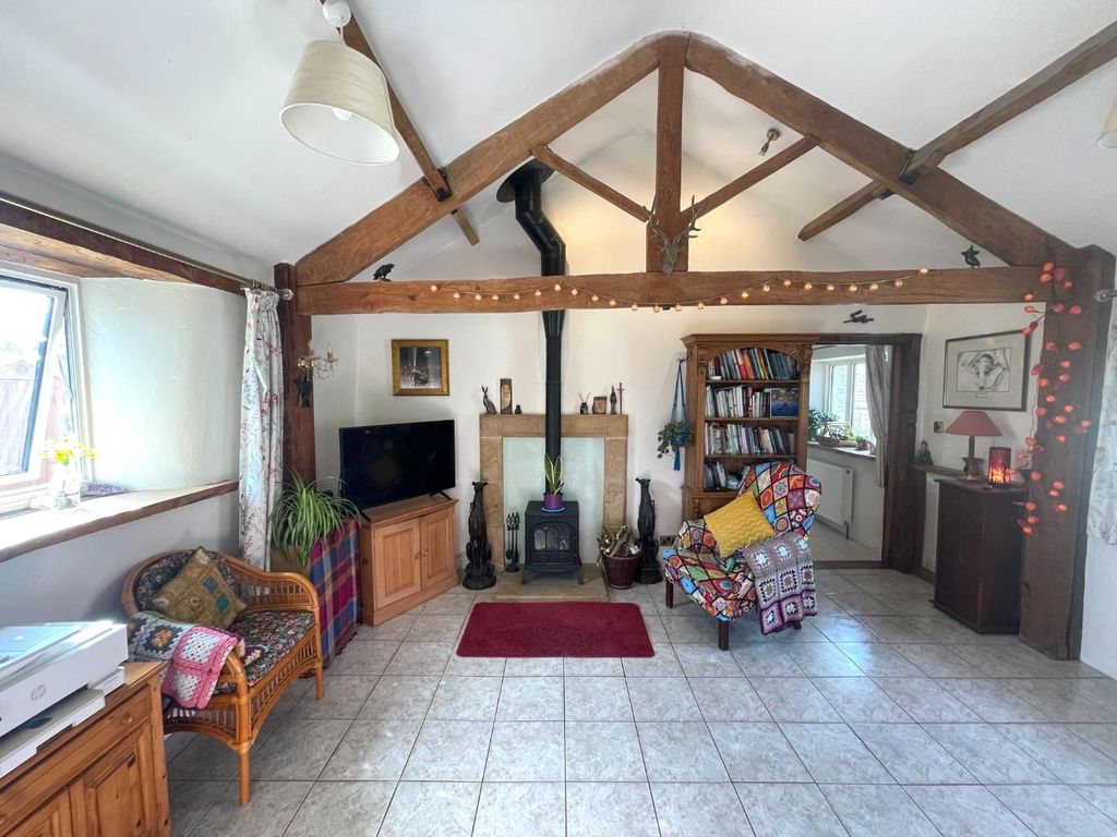 Property photo 2 of 16 Living Room.Jpg