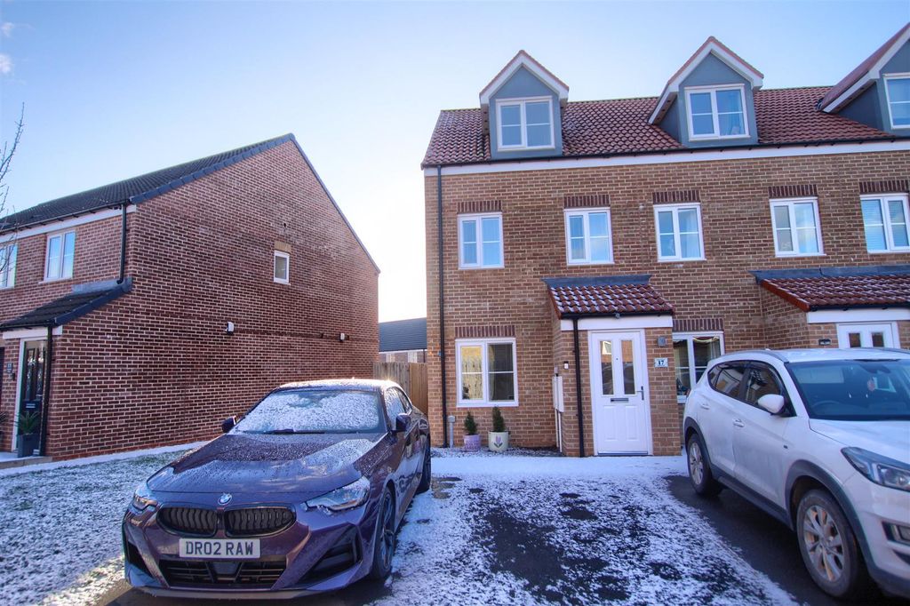 Property photo 1 of 13 Rr1.Jpg