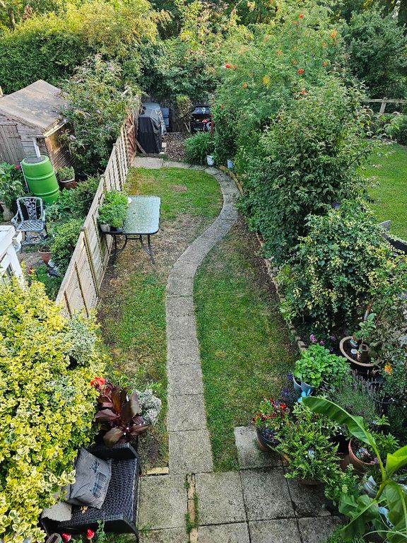 Property photo 2 of 7
