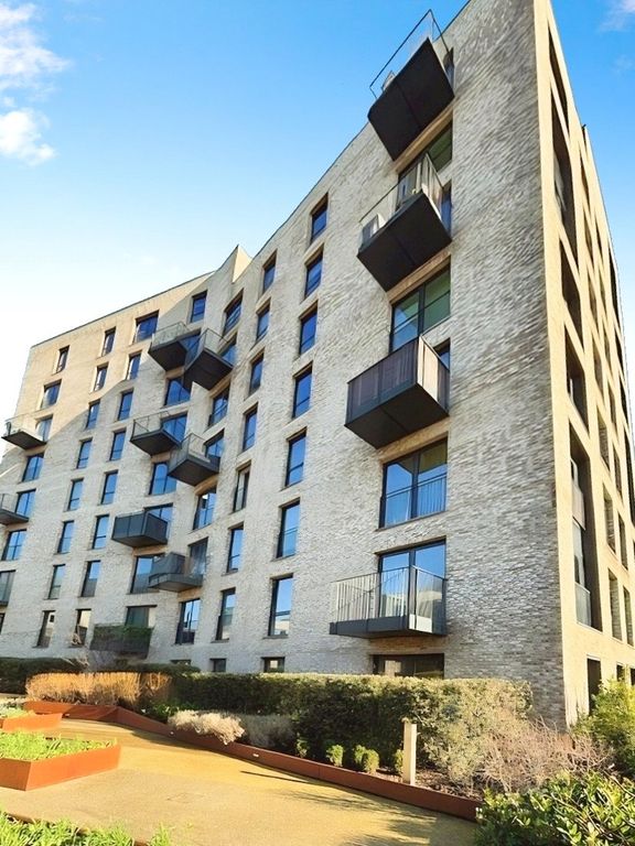 Property photo 2 of 22 Picture No. 13