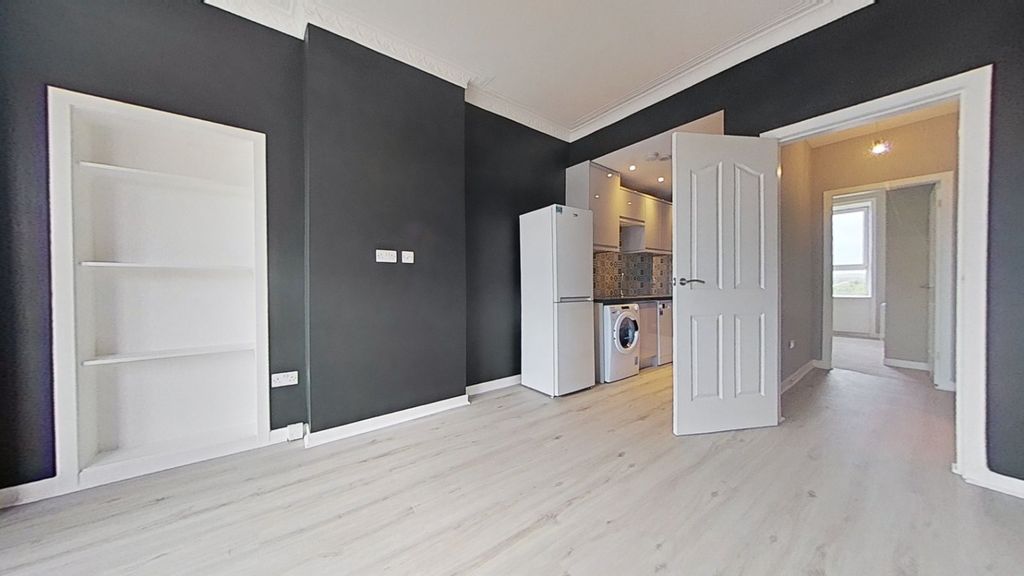 Property photo 3 of 13 Photo 3