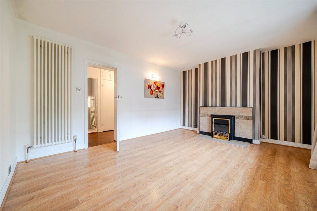 Property photo 2 of 20 Reception Room