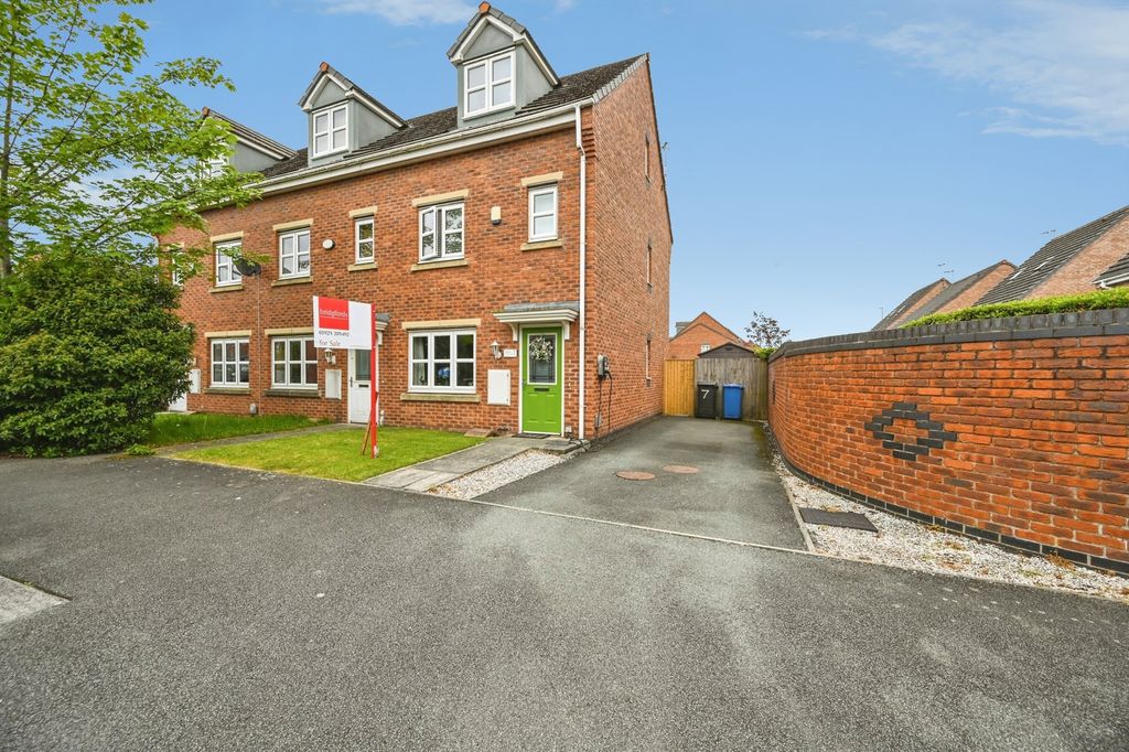 Property photo 1 of 24 Pbox-Img.Jpg