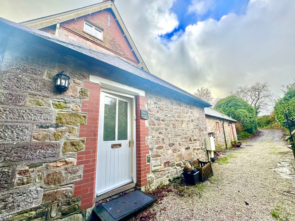 Property photo 1 of 12 Annex