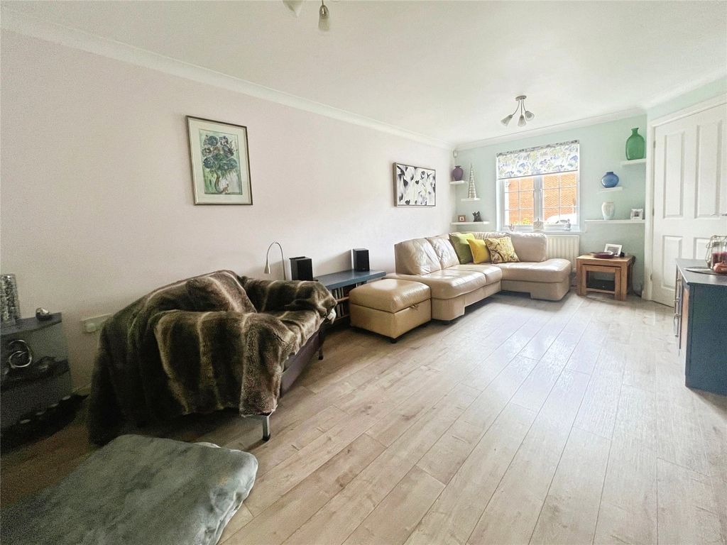 Property photo 2 of 17 Picture No. 20