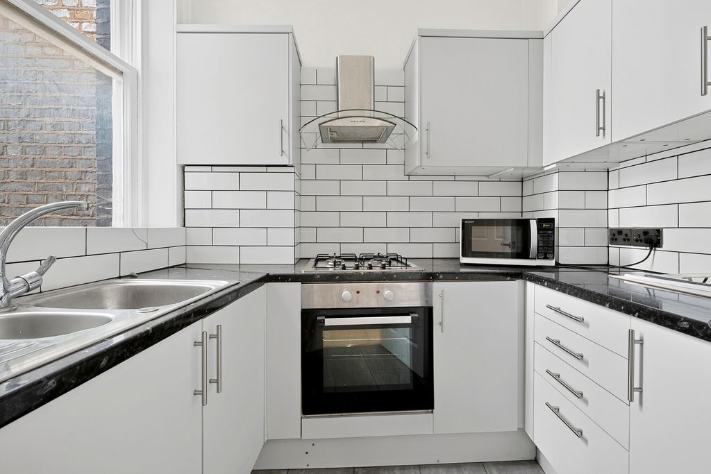 Property photo 2 of 13 Pbox-Img.Jpg