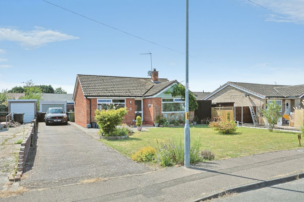 Property photo 1 of 18