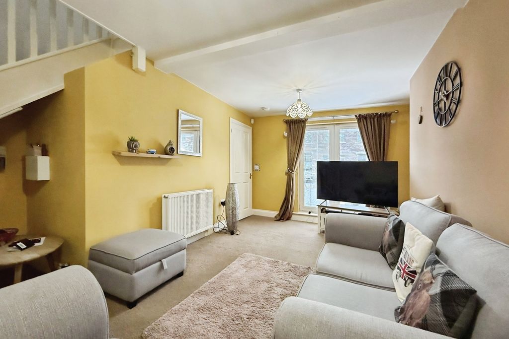 Property photo 3 of 9 Living Room M