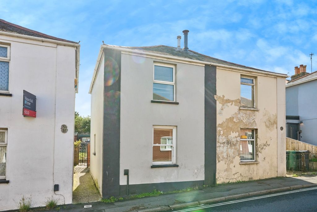 Property photo 1 of 17 Photo