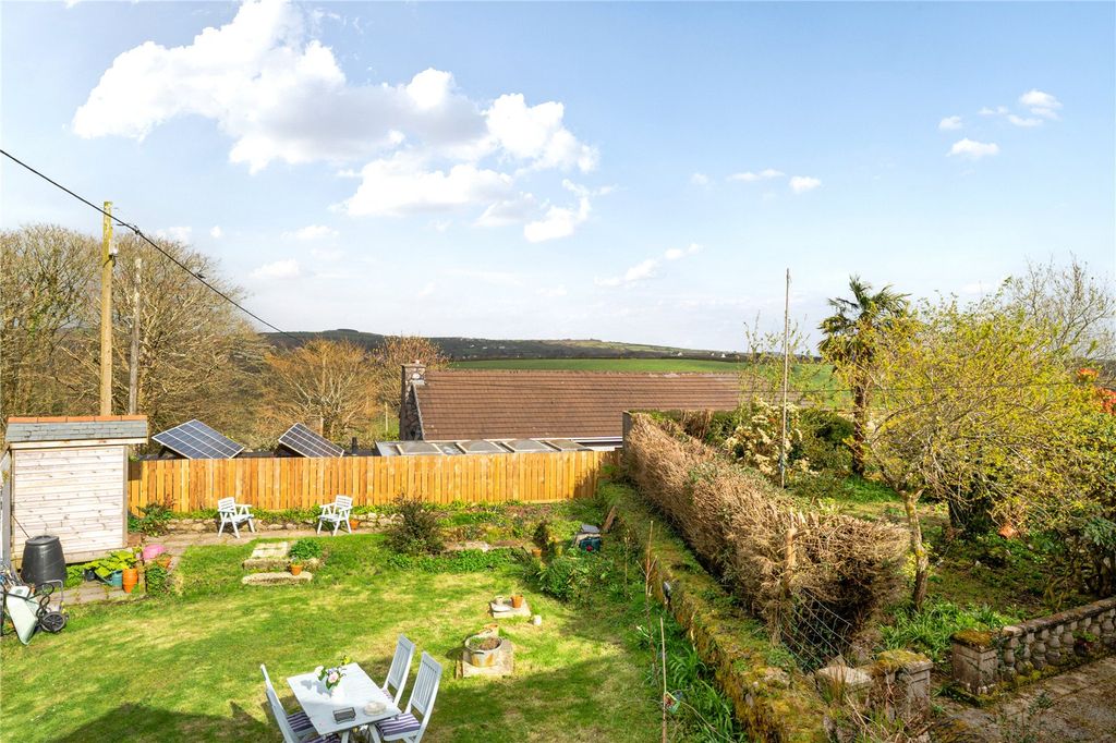 Property photo 3 of 19 Picture No. 18