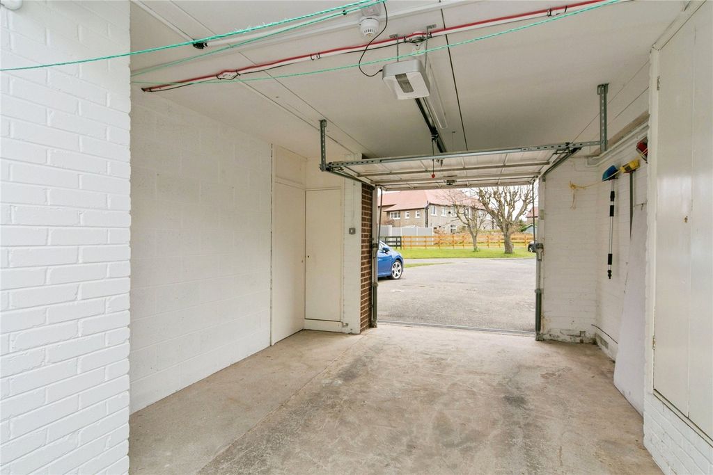 Additional image 11 of 2 bed flat for saleGloddaeth Avenue, Llandudno, Conwy LL30