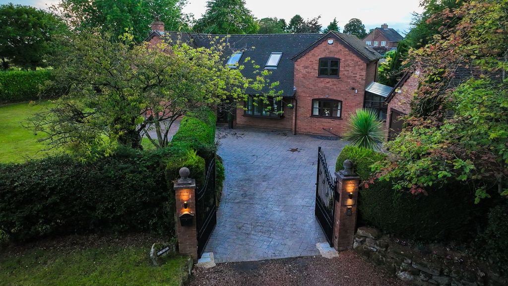 Property photo 1 of 38