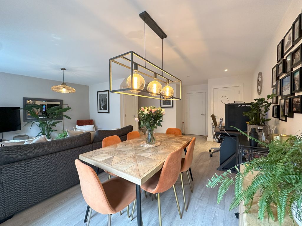 Property photo 1 of 16 1