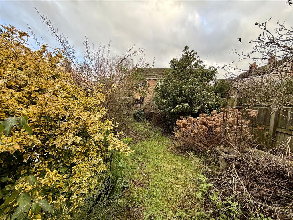 Property photo 2 of 13 Img_0576.Jpeg