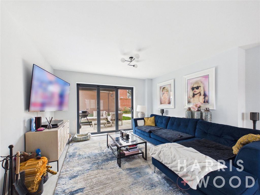 Property photo 3 of 36 Picture No. 76