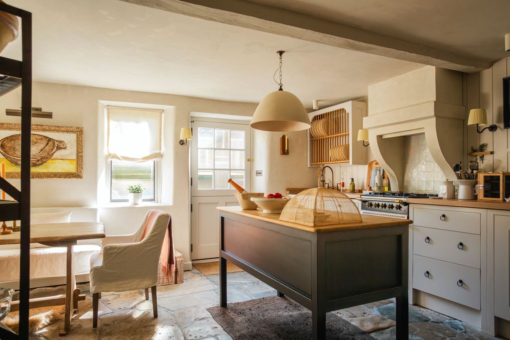 Property photo 3 of 31 314136 - A0Op6000003Oat9Mak_N16.Jpg