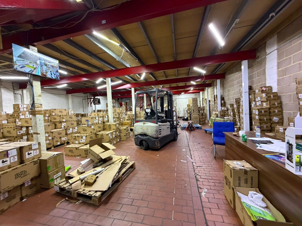 Property photo 3 of 5