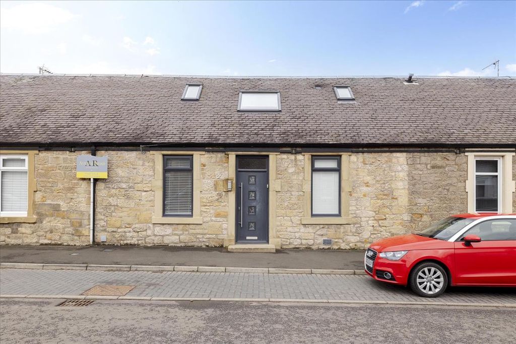 Property photo 1 of 39