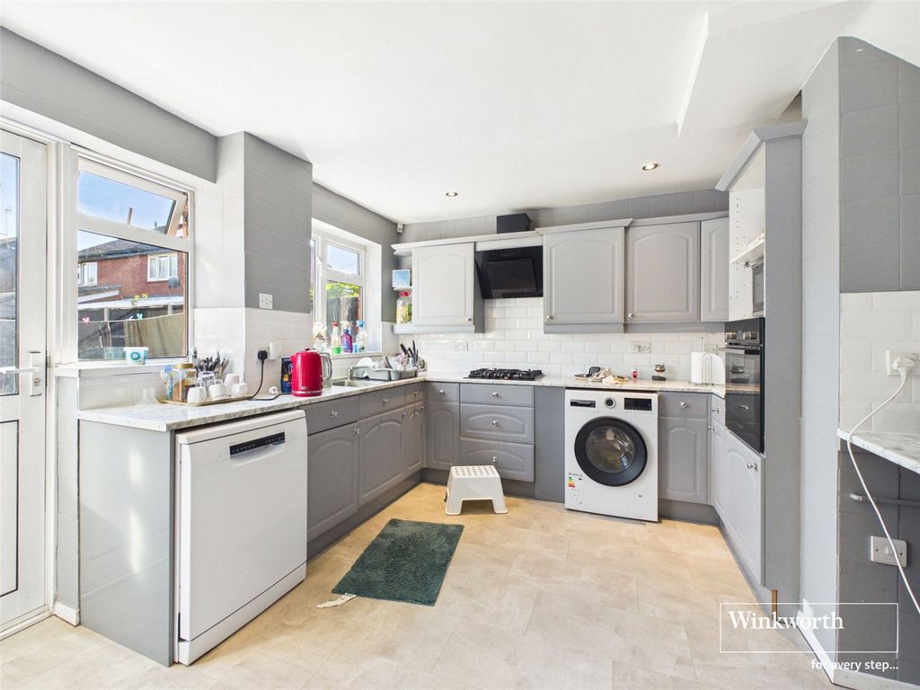 Property photo 3 of 11 Picture No. 08