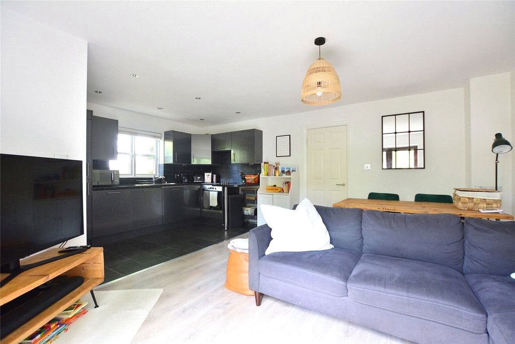 Property photo 3 of 12 Picture No. 26