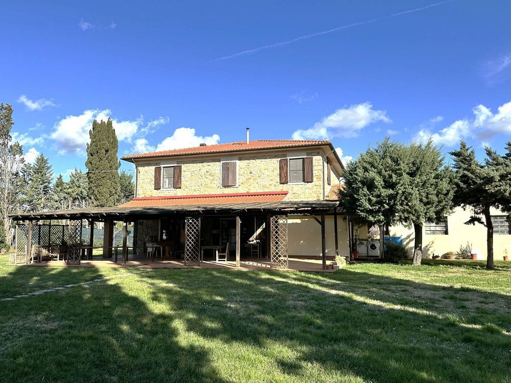 Property photo 1 of 30