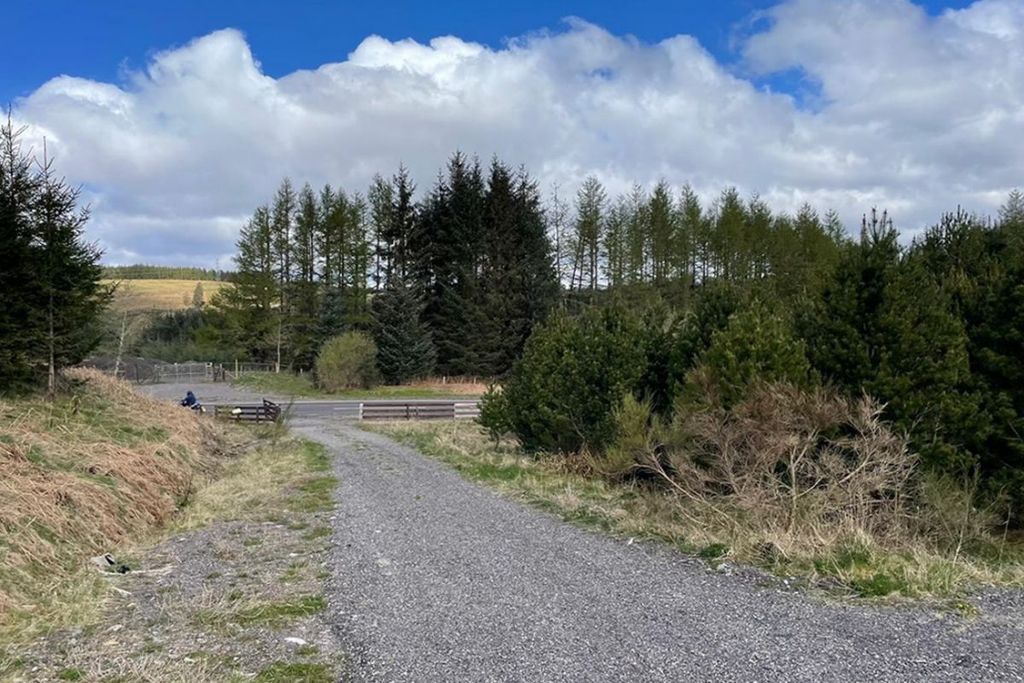 Property photo 3 of 7