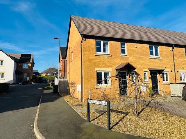 Property photo 1 of 12 Duncan Drive, Lydney