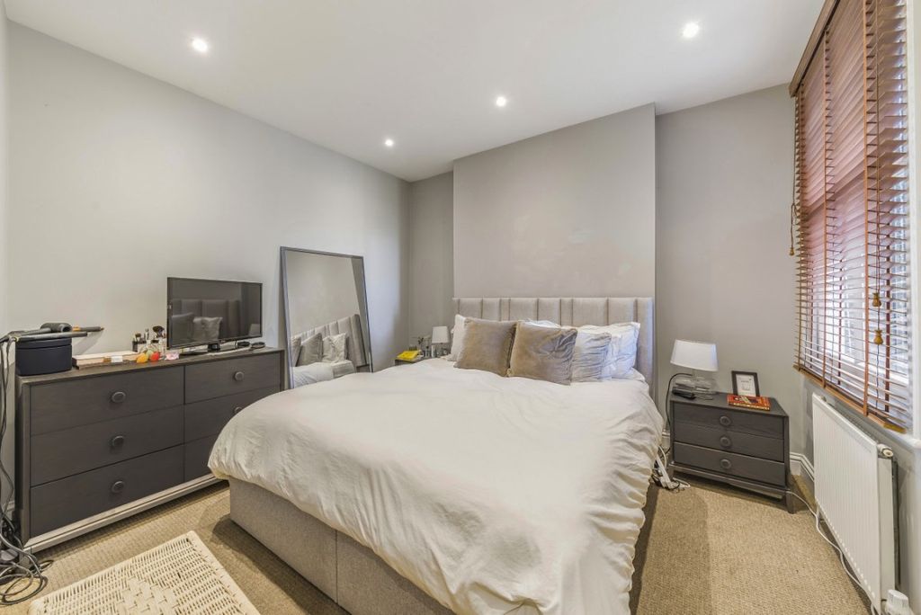 Property photo 3 of 13 1003559 (5)