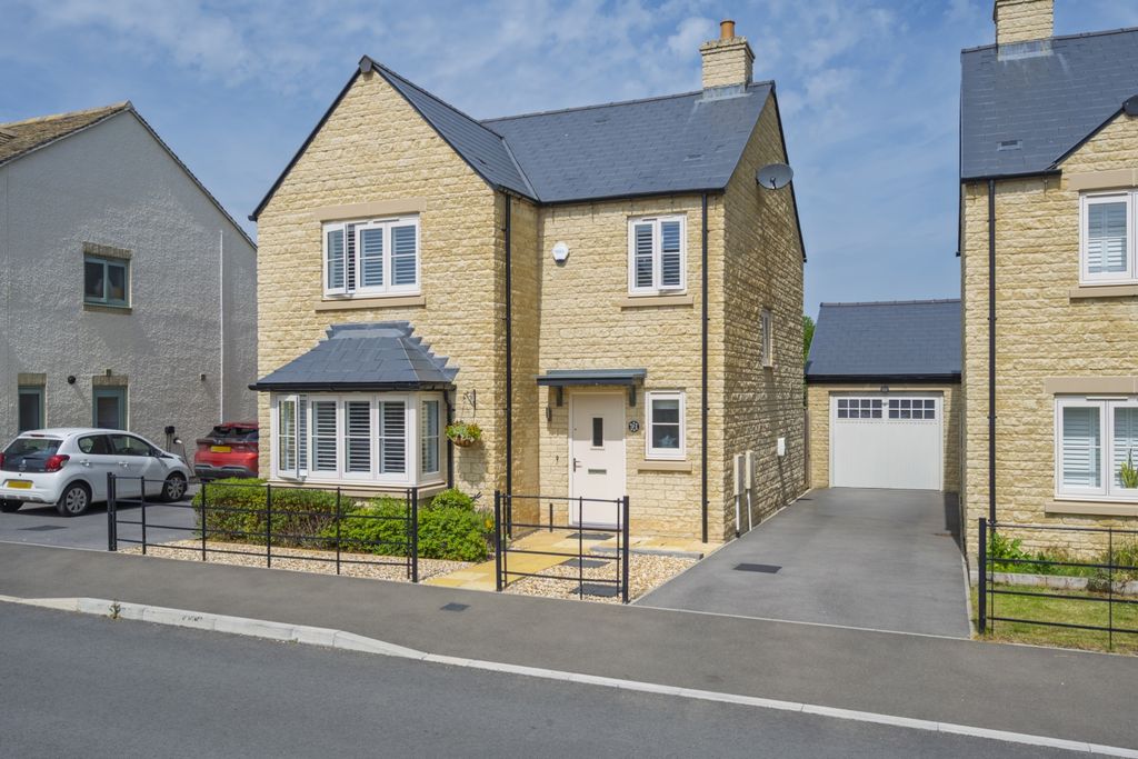 Property photo 1 of 21 Dsc_4571-Edit-Edit