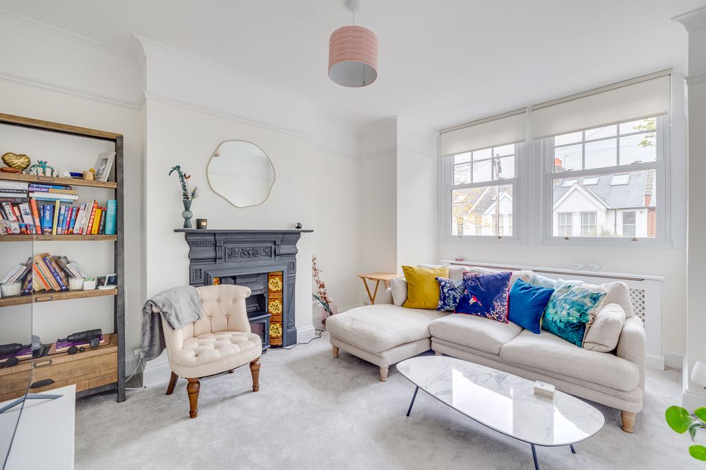 Property photo 2 of 12 Living Room