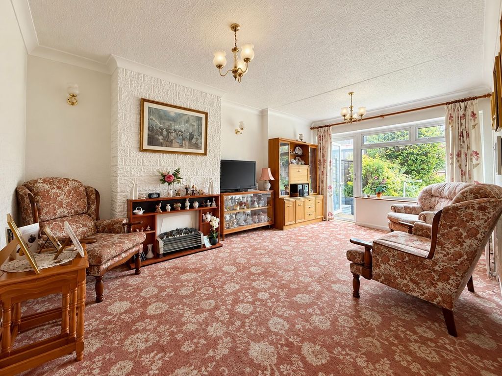 Property photo 2 of 15