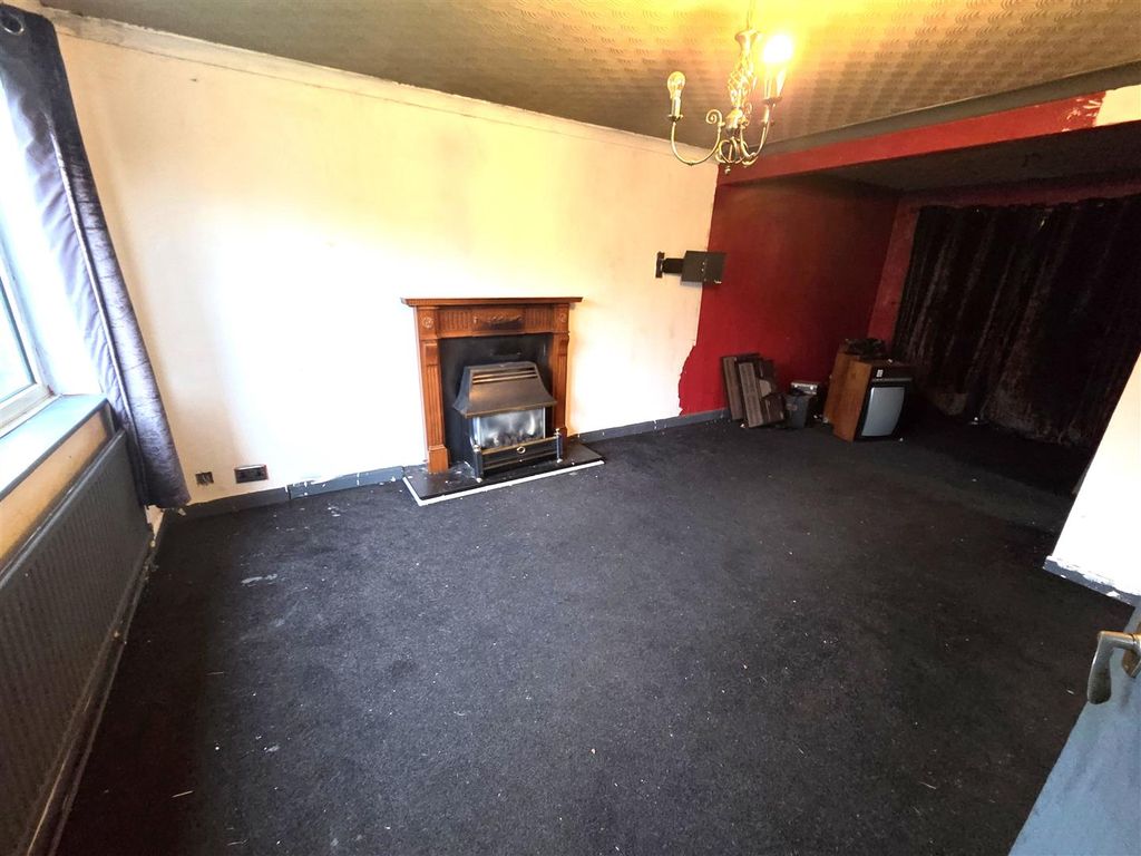 Property photo 2 of 9 20251209_115323.Jpg