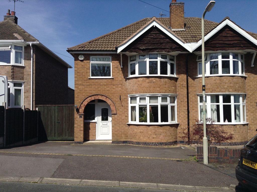 Property photo 1 of 26 3 Bedroom House For Rent In Birstall
