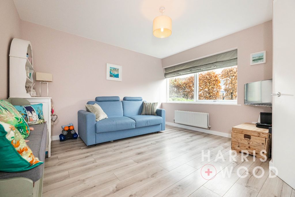 Property photo 3 of 29 4654584