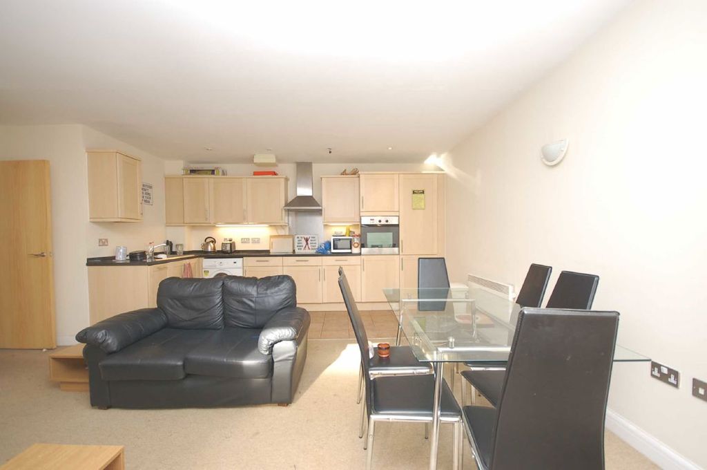 Property photo 2 of 5
