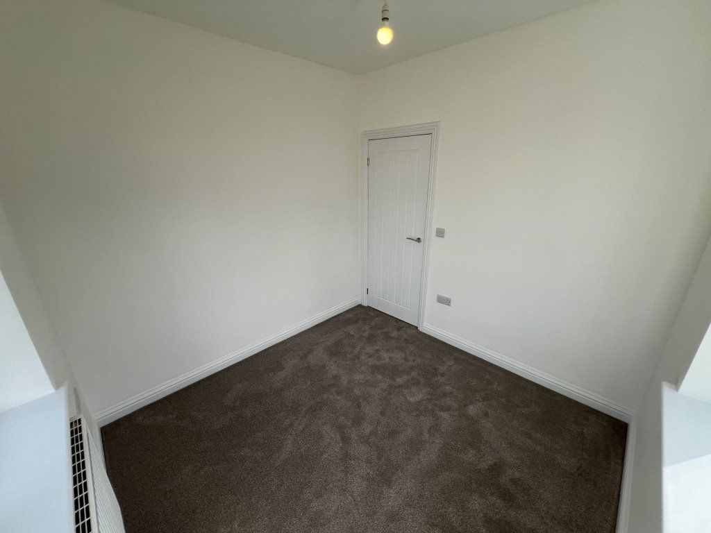 Property photo 3 of 25