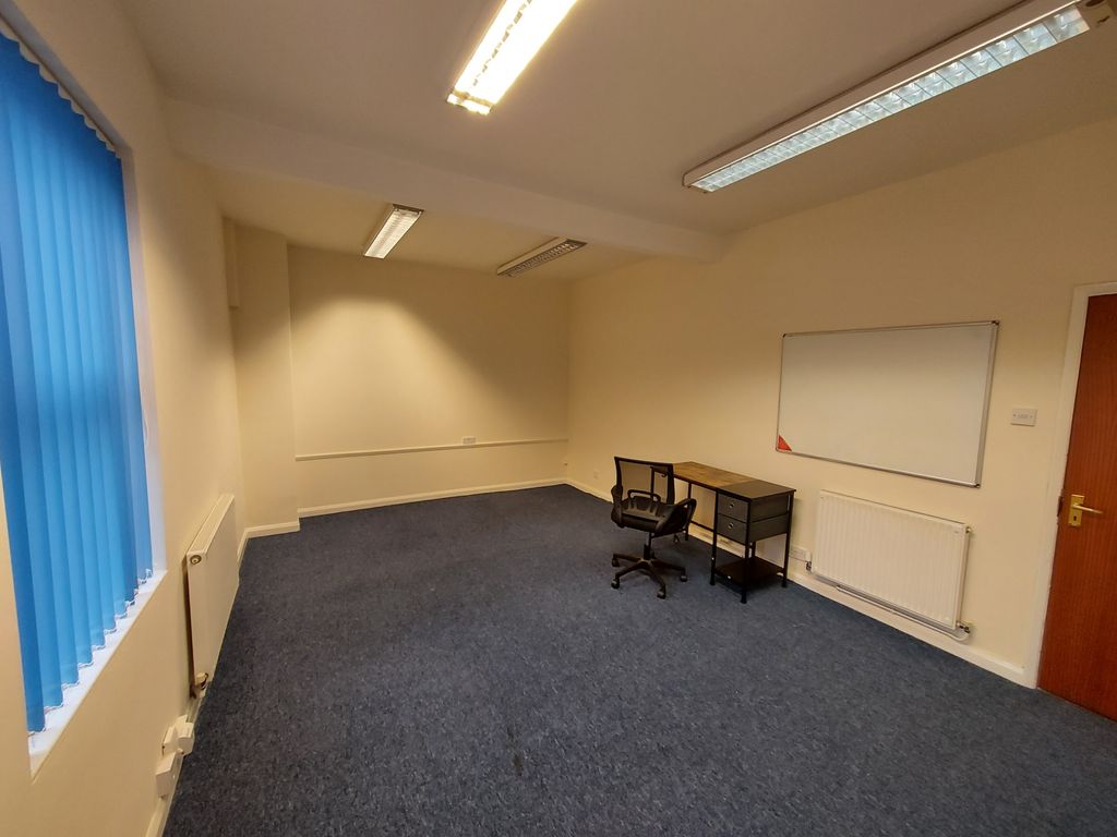 Property photo 3 of 3 Ground Floor Rear 2