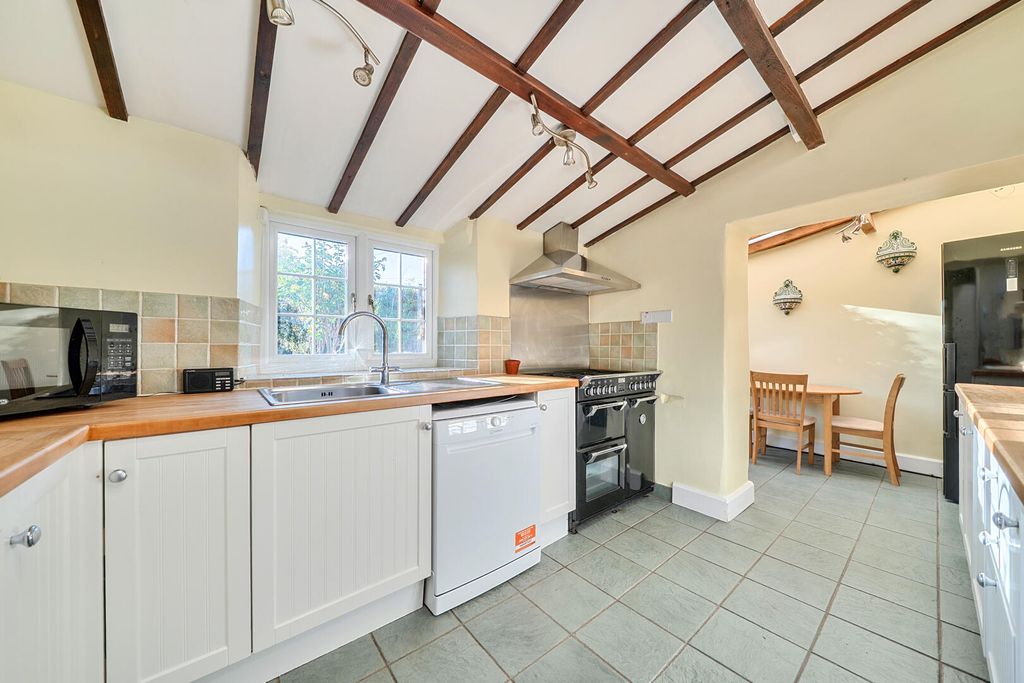 Property photo 2 of 23 Kitchen