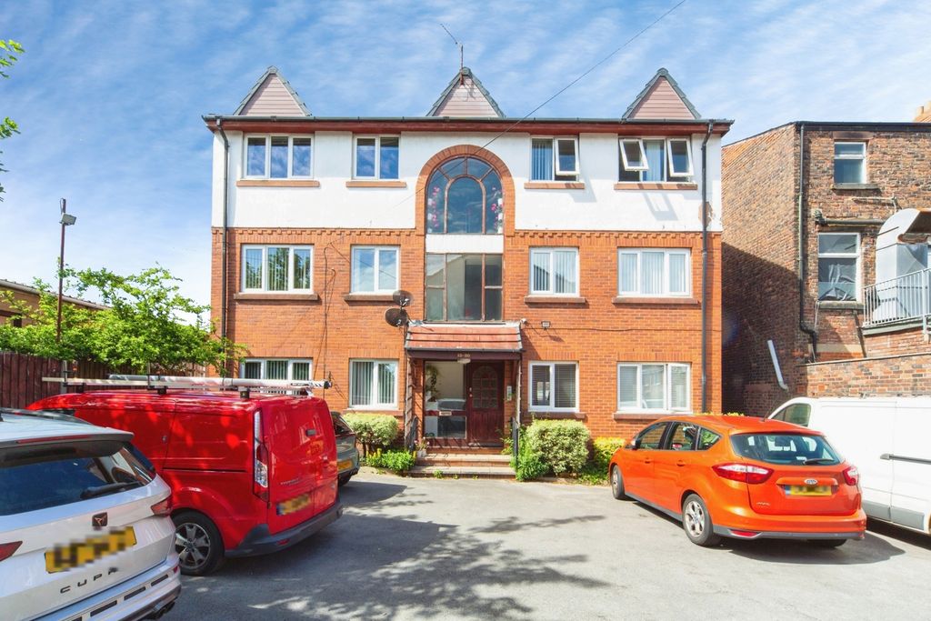 Property photo 1 of 17 Pbox-Img.Jpg
