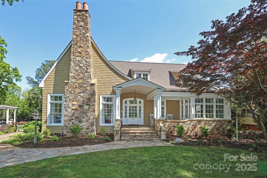 Property photo 1 of 47