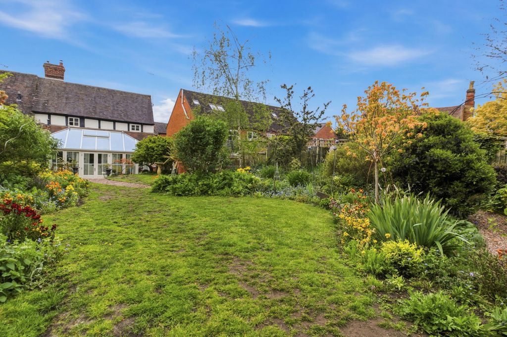 Additional image 29 of 4 bed end terrace house for sale105 High Street, Pershore, Worcestershire. WR10